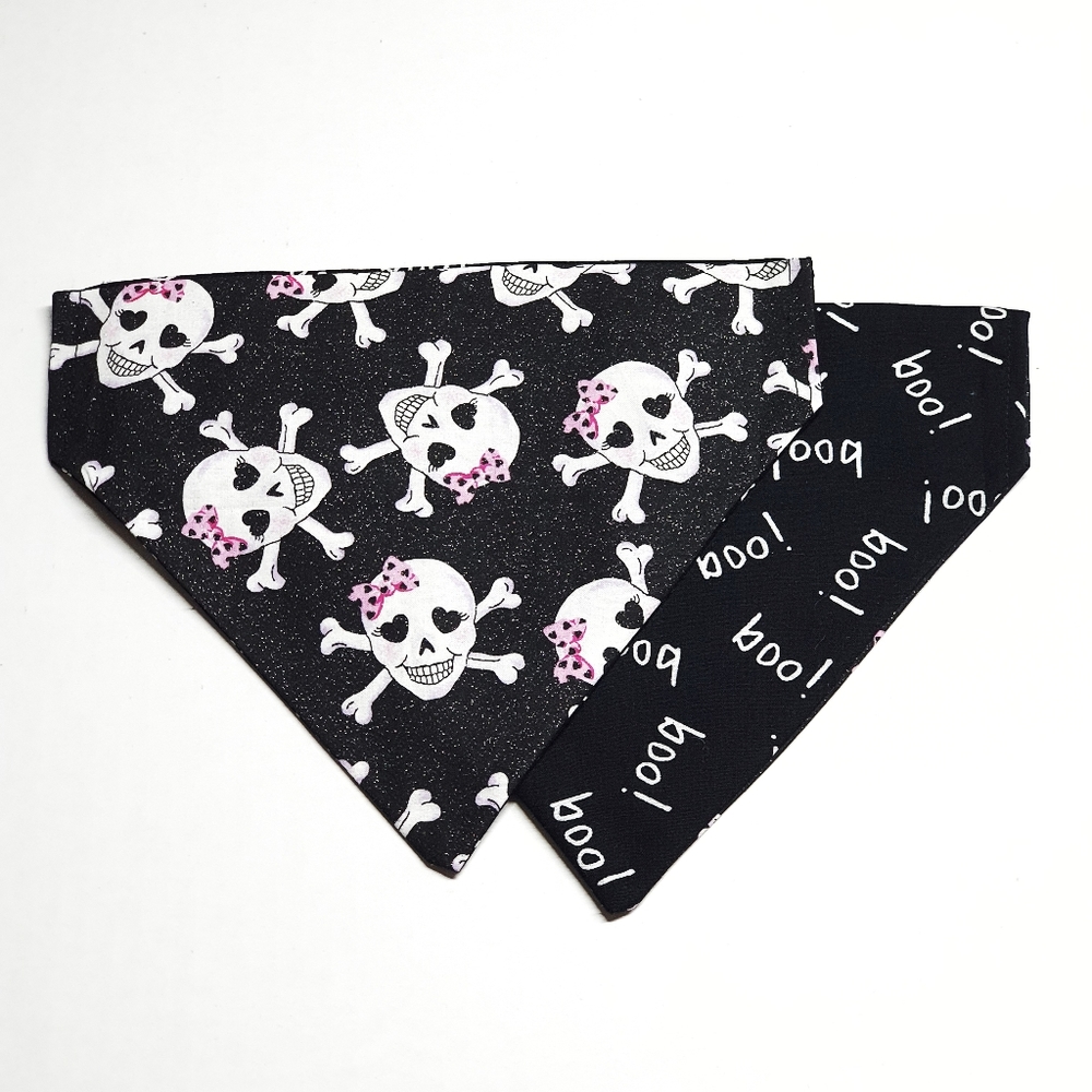 🐶 5 for $15 * Halloween Skull Glitter Dog Bandana